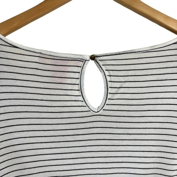 Catherine Malandrino Black and White Pinstripe Blouse Plus Size 2X Waist Tie Top - Picture 5 of 6